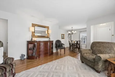 803 East Harrison Avenue Wheaton IL 60187
