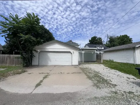 1119 38TH Street Rock Island IL 61201
