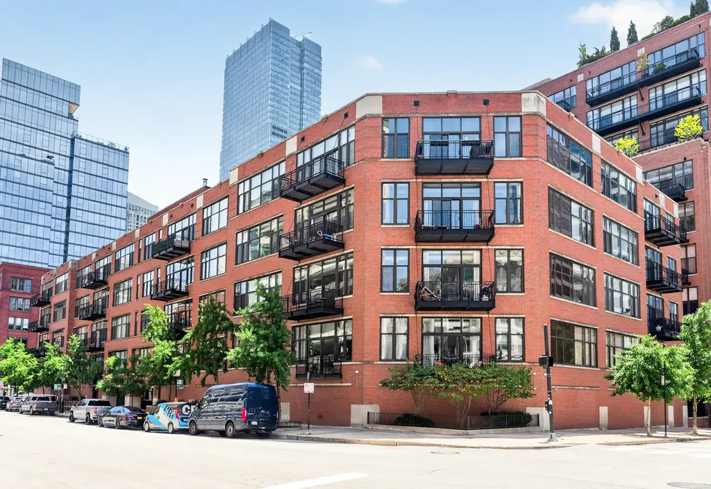 333 West Hubbard Street Chicago IL 60610