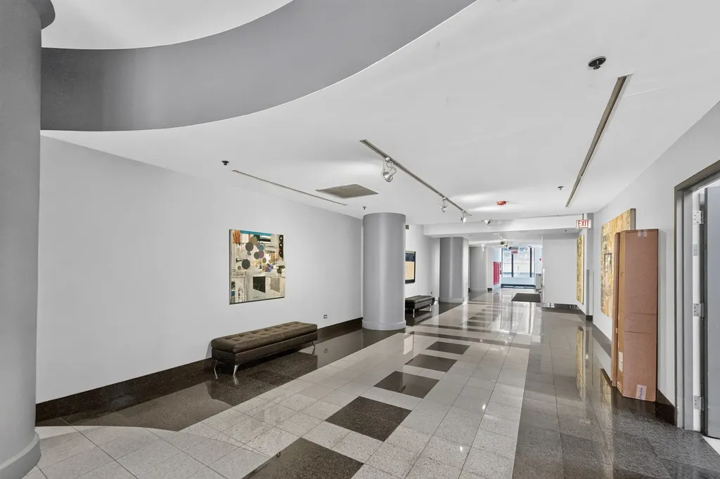 333 West Hubbard Street Chicago IL 60610