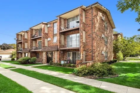 6308 West 64th Place Chicago IL 60638