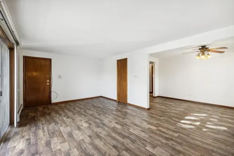 6308 West 64th Place Chicago IL 60638