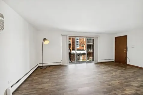 6308 West 64th Place Chicago IL 60638