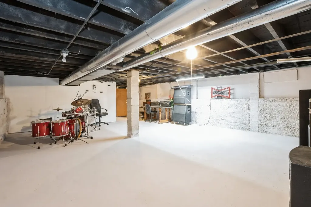 4555 South Halsted Street Chicago IL 60609