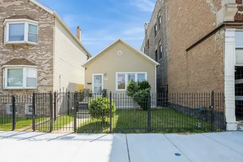 4555 South Halsted Street Chicago IL 60609