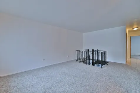 8637 1/2 West Foster Avenue Chicago IL 60656