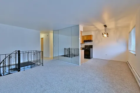 8637 1/2 West Foster Avenue Chicago IL 60656