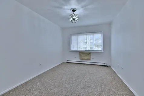 8637 1/2 West Foster Avenue Chicago IL 60656