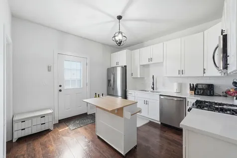 945 North Lawler Avenue Chicago IL 60651