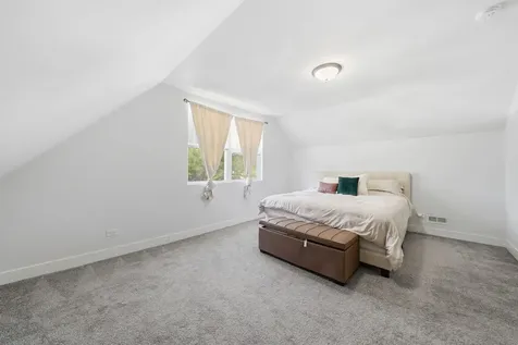 945 North Lawler Avenue Chicago IL 60651