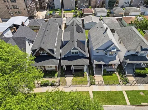 945 North Lawler Avenue Chicago IL 60651