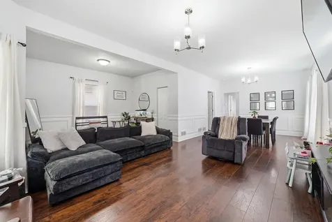 945 North Lawler Avenue Chicago IL 60651