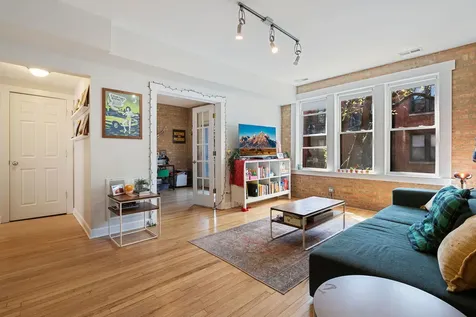 5921 North Paulina Street Chicago IL 60660