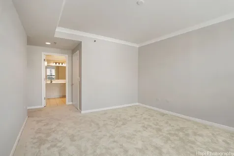 77 South Evergreen Avenue Arlington Heights IL 60005