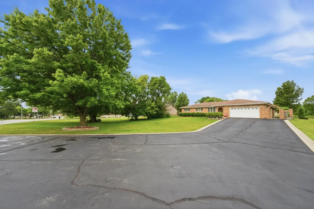 3N530 Lombard Road Addison IL 60101