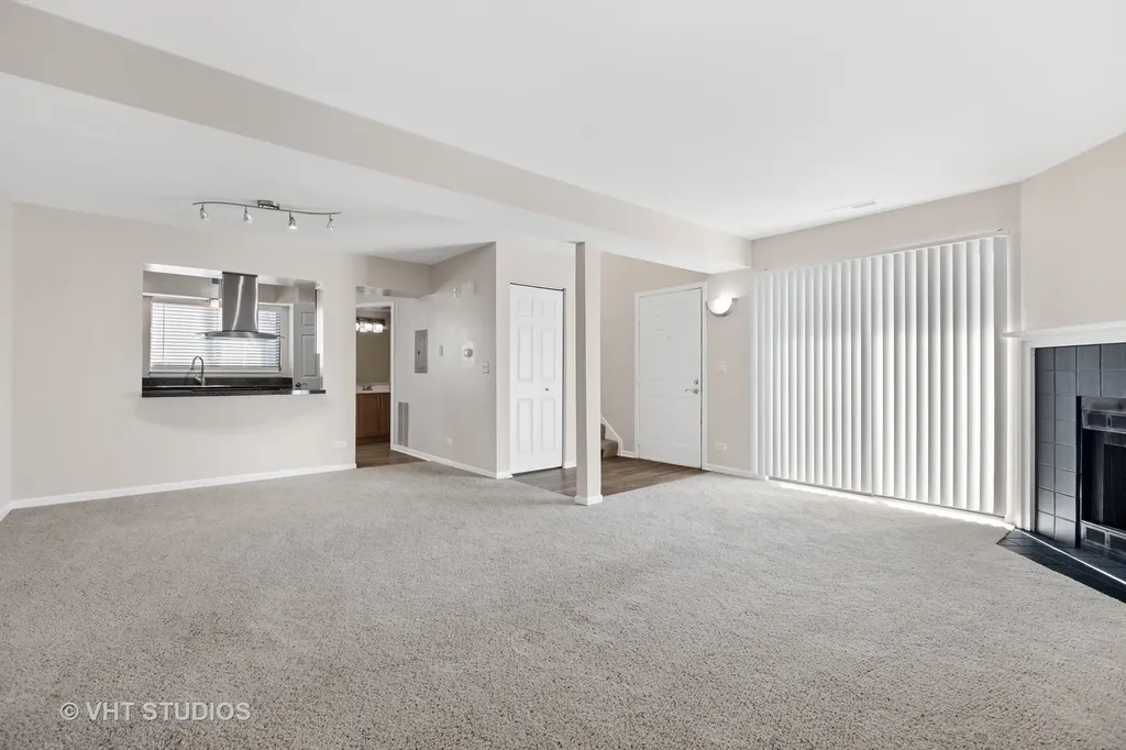 1617 Westminster Drive Naperville IL 60563