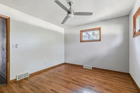 226 33RD Avenue Moline IL 51265
