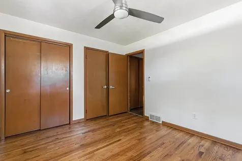 226 33RD Avenue Moline IL 51265