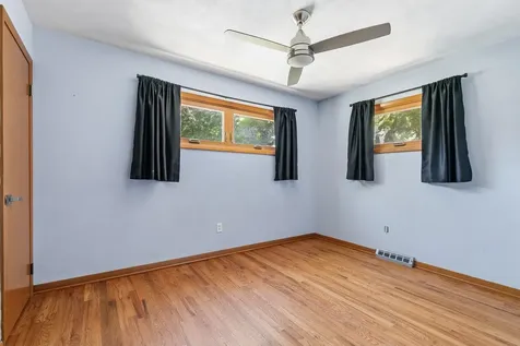 226 33RD Avenue Moline IL 51265