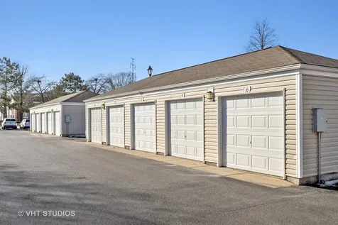 1517 Westminster Drive Naperville IL 60563