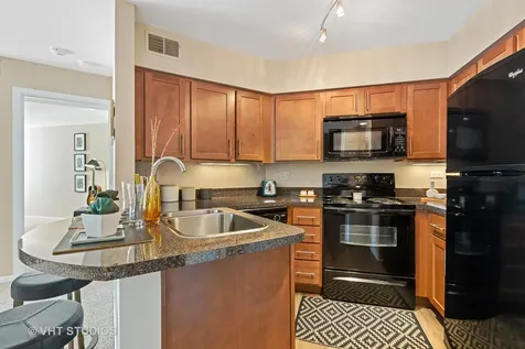1517 Westminster Drive Naperville IL 60563
