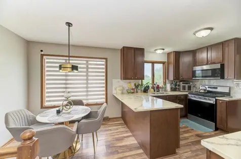 202 North Bridge Road Dekalb IL 60115