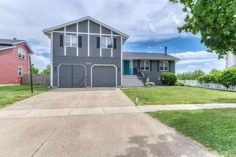 202 North Bridge Road Dekalb IL 60115