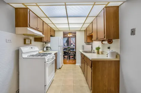 9661 South Karlov Avenue Oak Lawn IL 60453