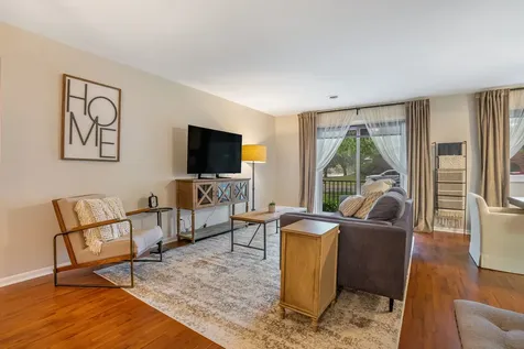 9661 South Karlov Avenue Oak Lawn IL 60453