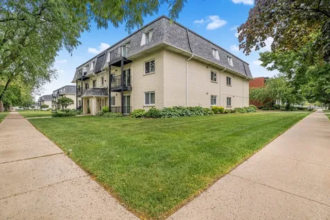 9661 South Karlov Avenue Oak Lawn IL 60453