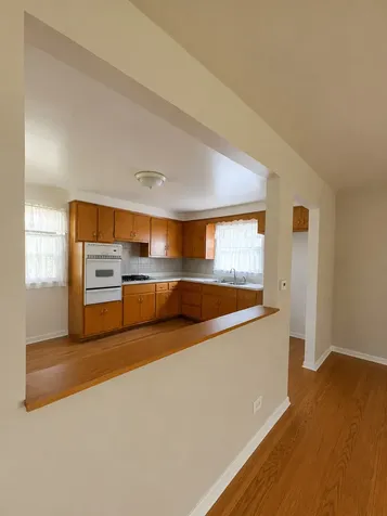443 Grosvenor Place Chicago Heights IL 60411