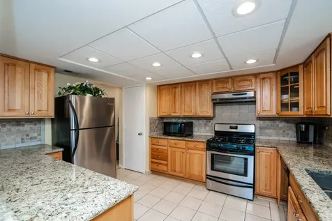 4041 West 97th Street Oak Lawn IL 60453