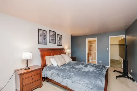 4041 West 97th Street Oak Lawn IL 60453
