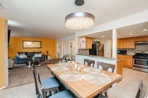 4041 West 97th Street Oak Lawn IL 60453