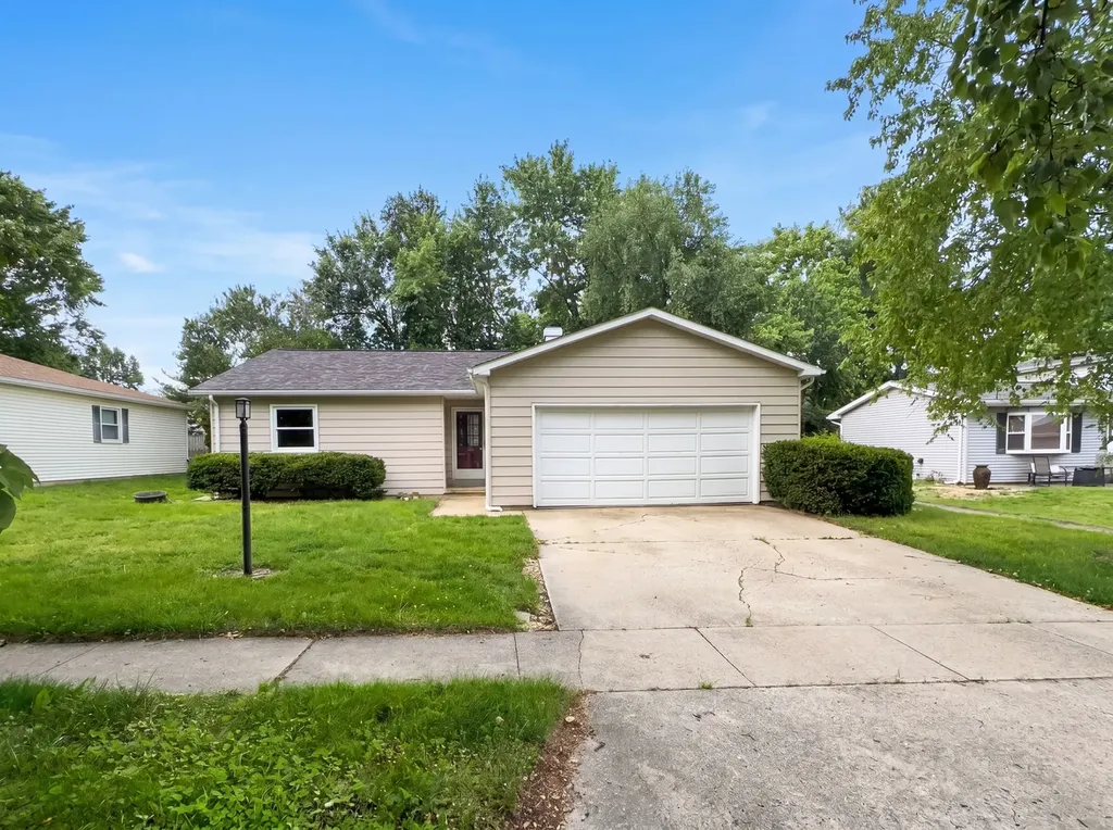 1901 Summit Drive SE Urbana IL 61802