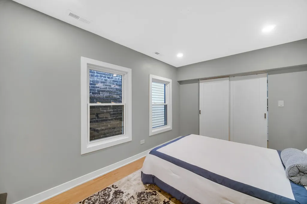 1952 North Bissell Street Chicago IL 60614