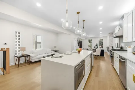 1952 North Bissell Street Chicago IL 60614