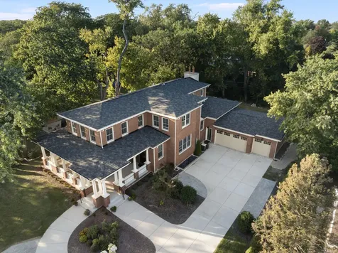326 East Central Road Arlington Heights IL 60005
