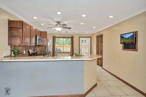 5559 East Boy Scout Road St. Anne IL 60964