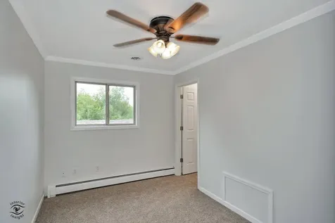 5559 East Boy Scout Road St. Anne IL 60964