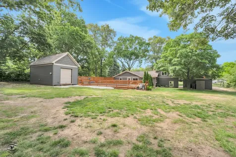 5559 East Boy Scout Road St. Anne IL 60964
