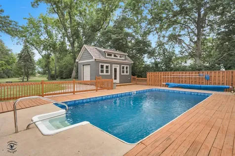 5559 East Boy Scout Road St. Anne IL 60964