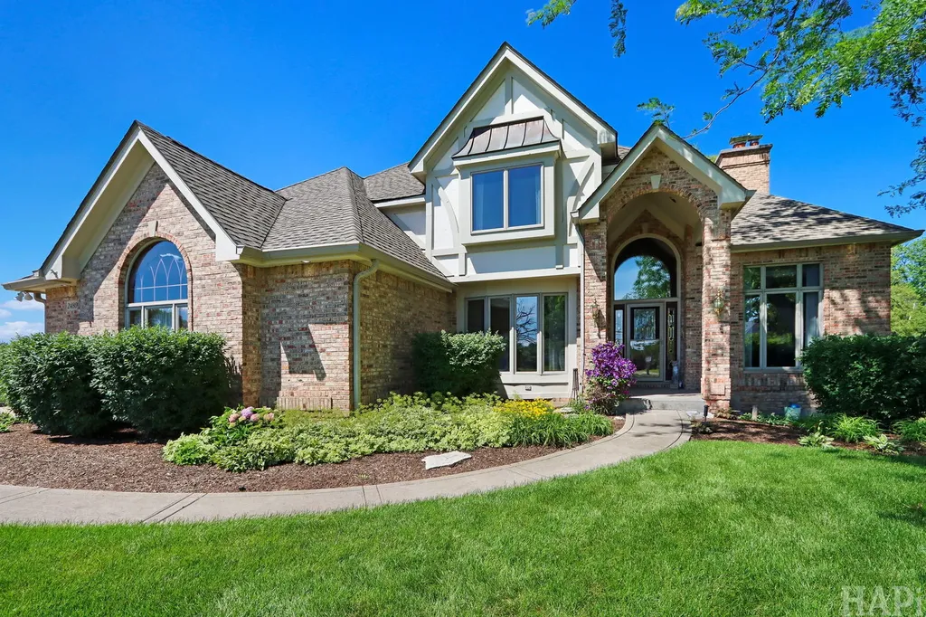 24804 West Nicklaus Way Antioch IL 60002