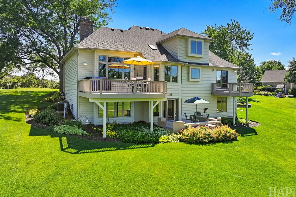 24804 West Nicklaus Way Antioch IL 60002