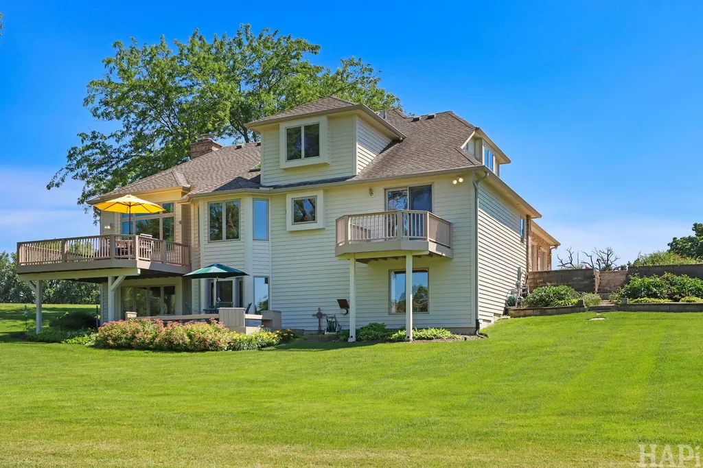 24804 West Nicklaus Way Antioch IL 60002