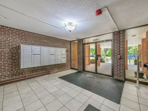 1025 South Fernandez Avenue Arlington Heights IL 60005