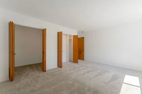 1025 South Fernandez Avenue Arlington Heights IL 60005