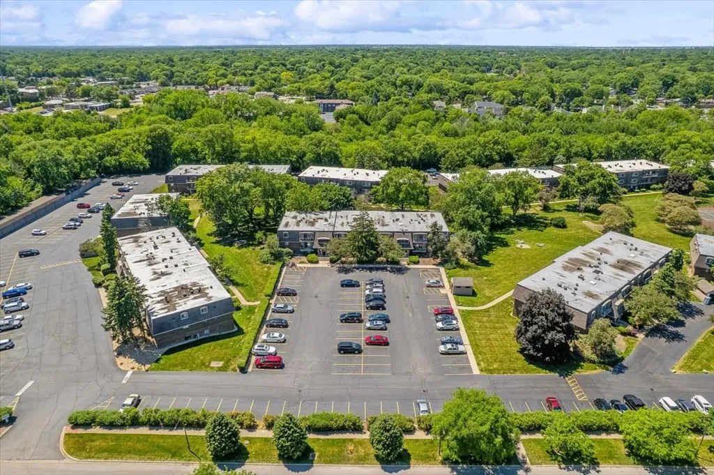 244 East Bailey Road Naperville IL 60565