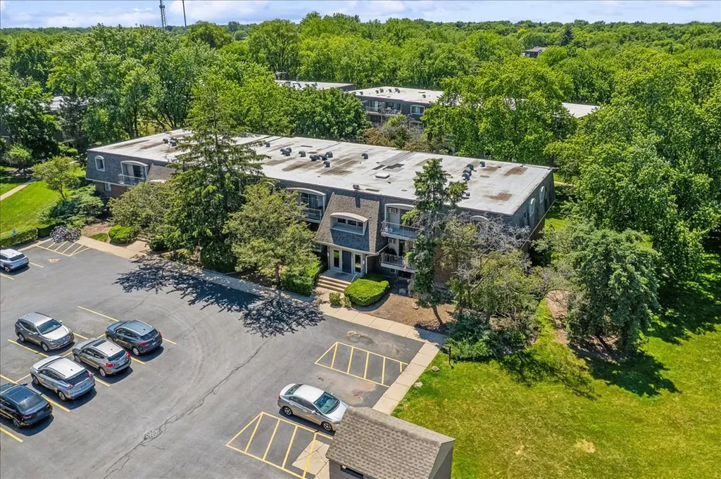 244 East Bailey Road Naperville IL 60565