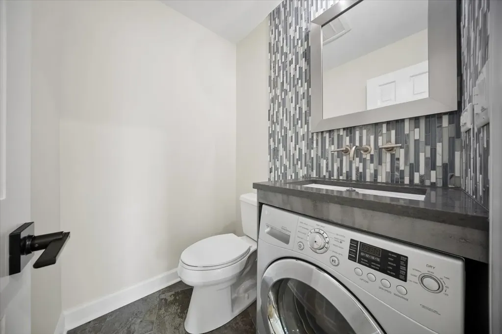244 East Bailey Road Naperville IL 60565